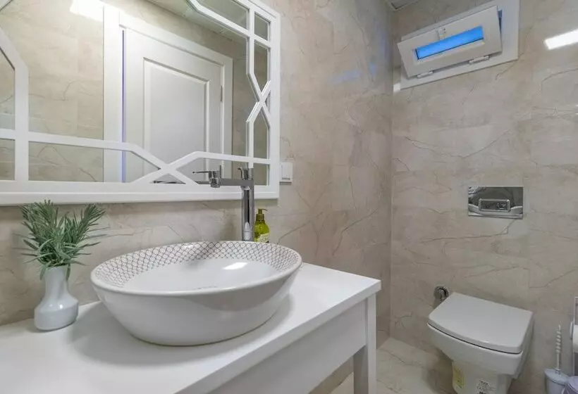 Hotelli Lavinya Selimiye Buotique