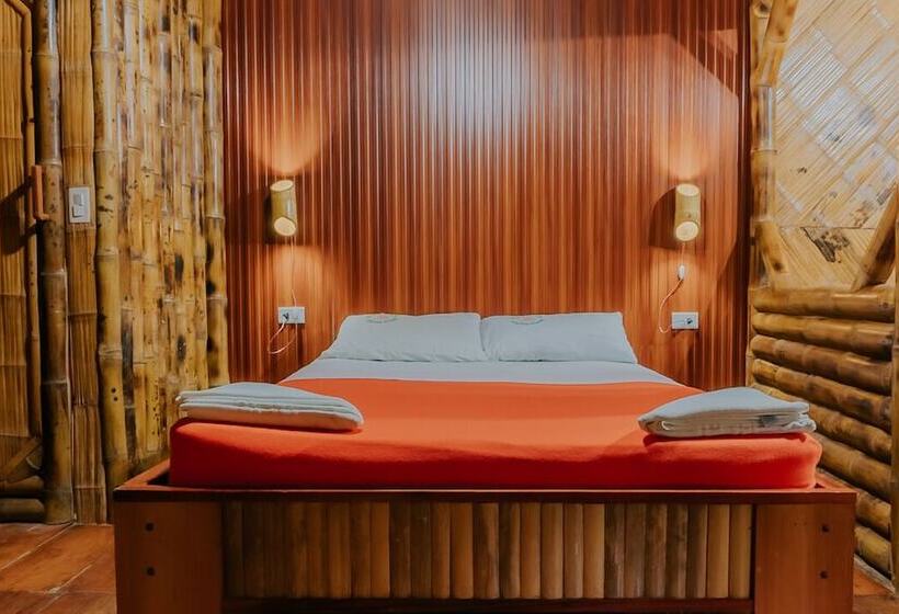 Hotel Piranha Ecolodge