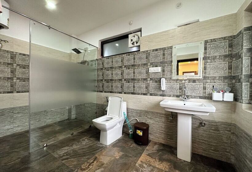 Hotel Happy Homestay