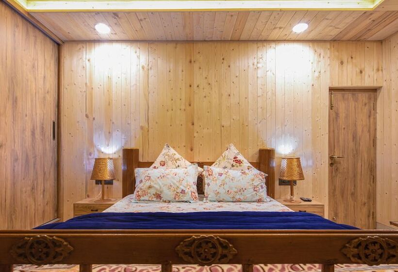 Hotel Happy Homestay