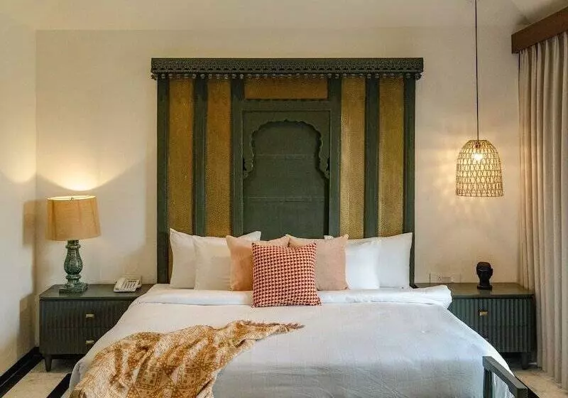 Hotelli Surpura Bagh