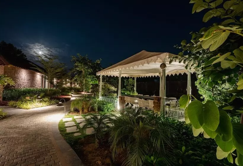 Hotelli Surpura Bagh