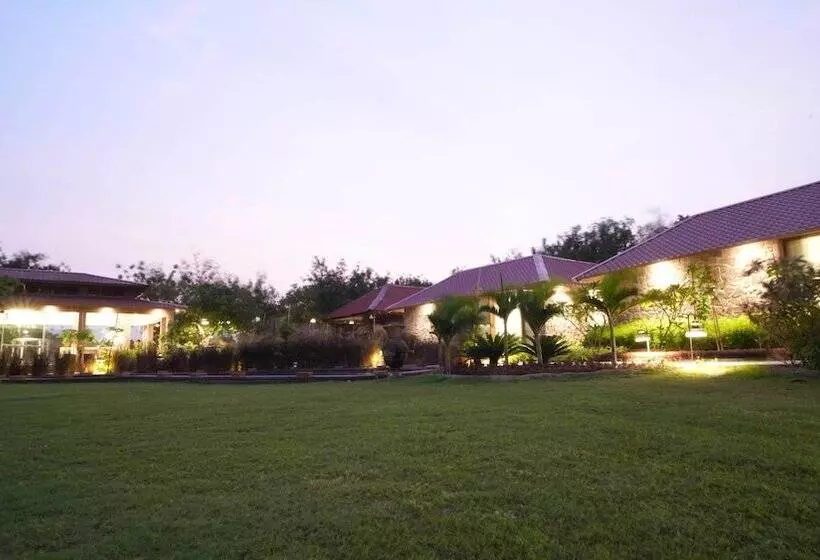 Hotelli Surpura Bagh