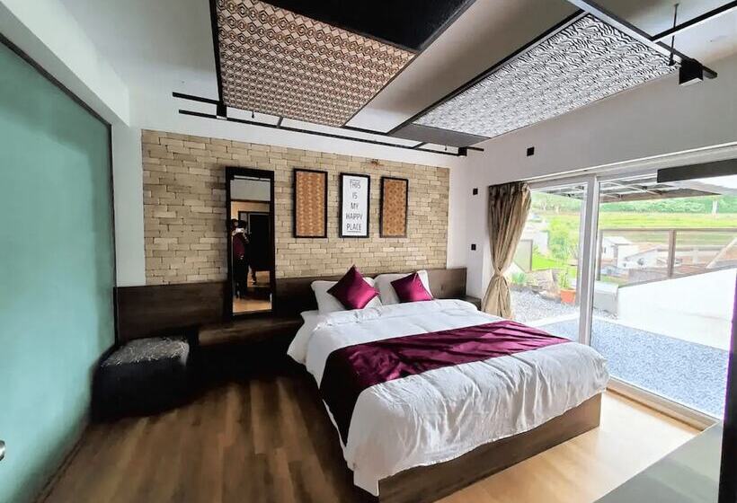 בית מלון כפרי The 643 Holiday Homes