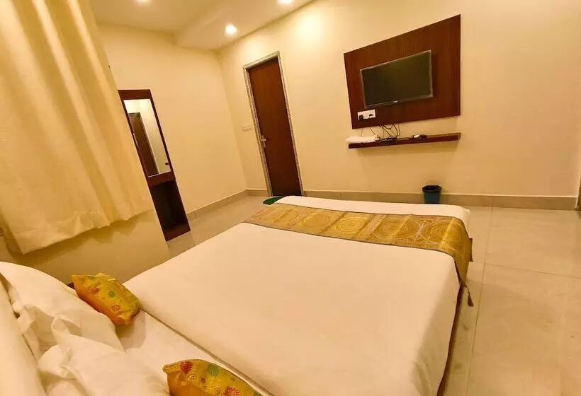 ホテル Veer Palace