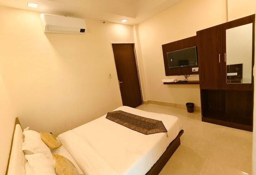 ホテル Veer Palace