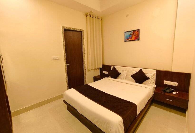 ホテル Veer Palace