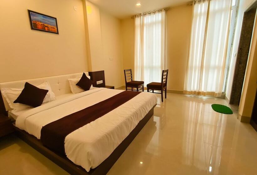 ホテル Veer Palace