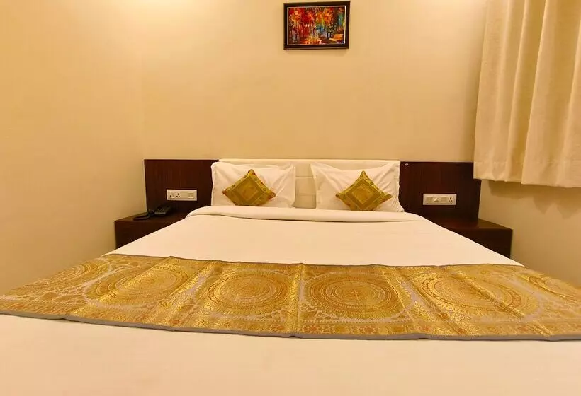 ホテル Veer Palace