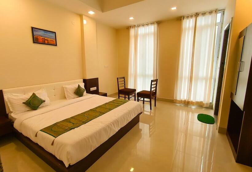 ホテル Veer Palace