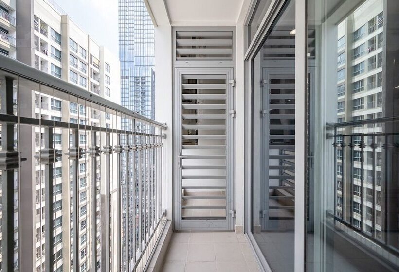 Luxury Landmark   Linh S Apartment