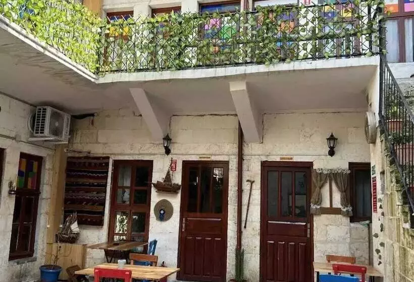 تختخواب و صبحانه Gökhan Bey Konağı