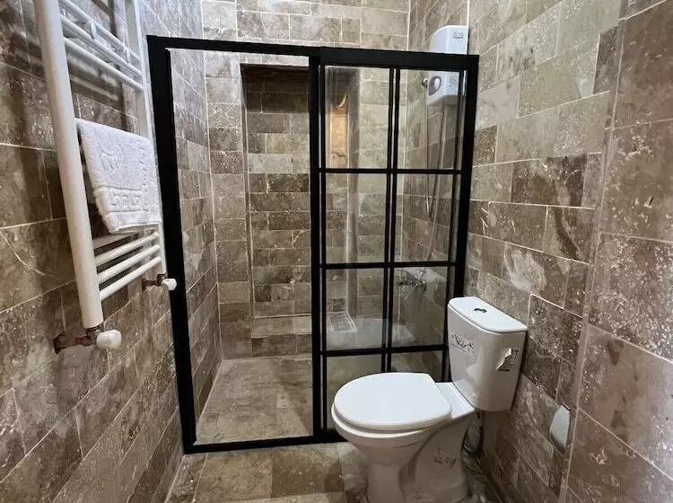 تختخواب و صبحانه Gökhan Bey Konağı