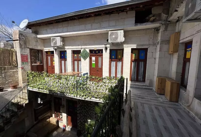 تختخواب و صبحانه Gökhan Bey Konağı