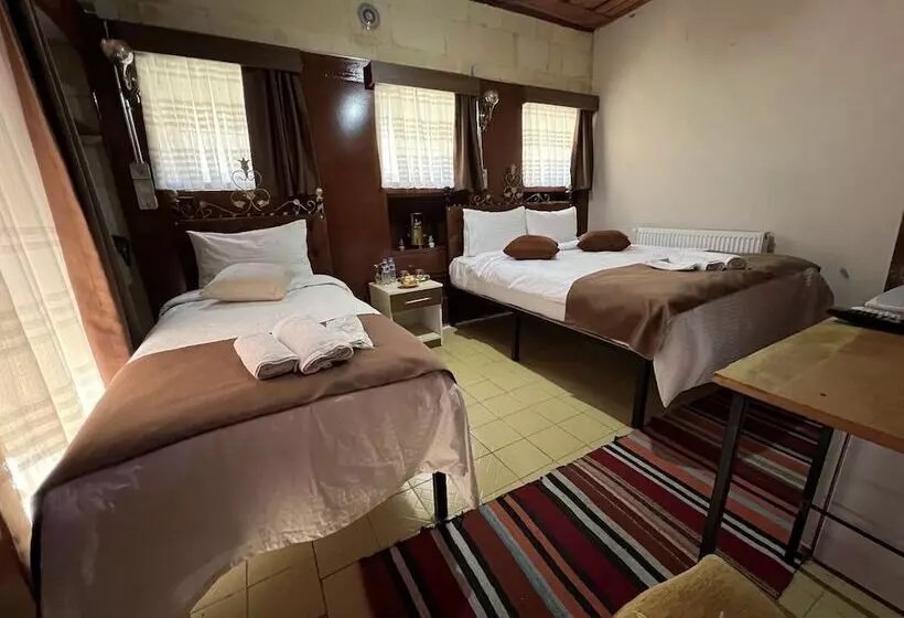 تختخواب و صبحانه Gökhan Bey Konağı