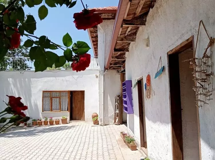 Aamiaismajoitus (B&B) Koca Kapı Konaklama