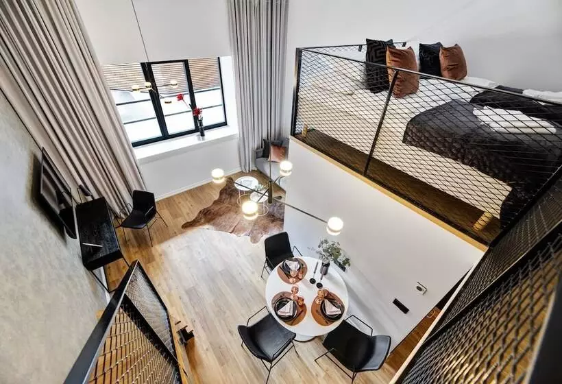 Bob W Duo Lofts