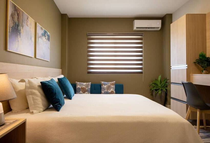 Equipetrol Suites Apart