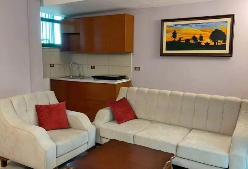 Golden Park Apartment