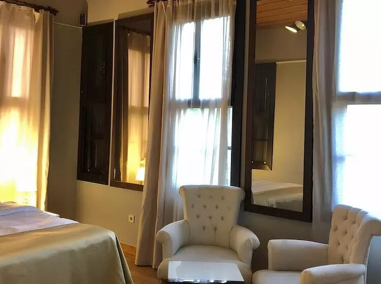 Hostelli Grace Lounge Premium