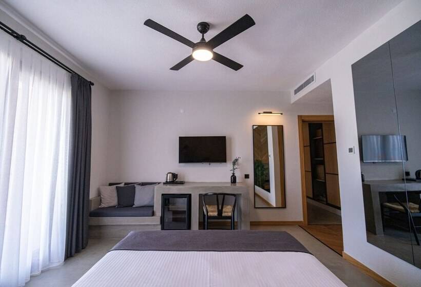 Hostel Leone Cunda Edition Otel