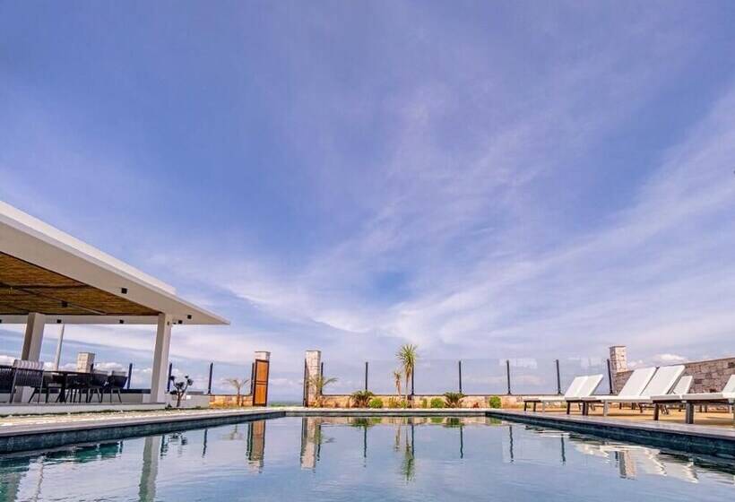 Hostel Leone Cunda Edition Otel