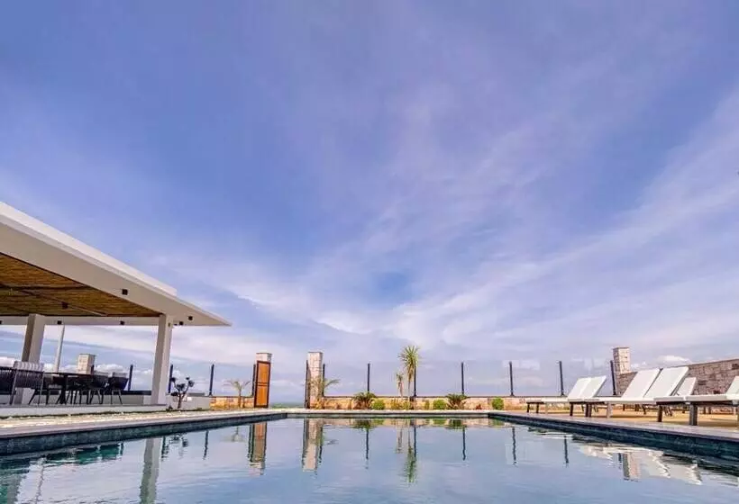 簡易ホテル Leone Cunda Edition Otel