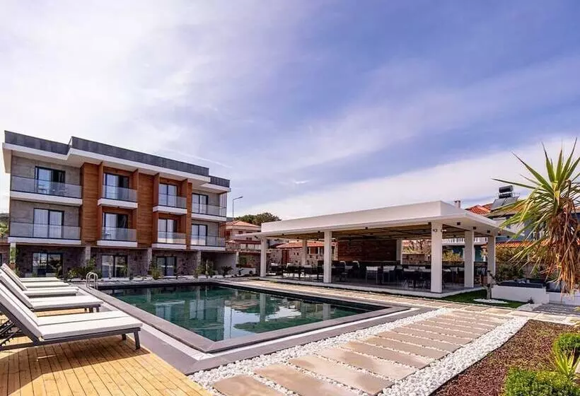 簡易ホテル Leone Cunda Edition Otel