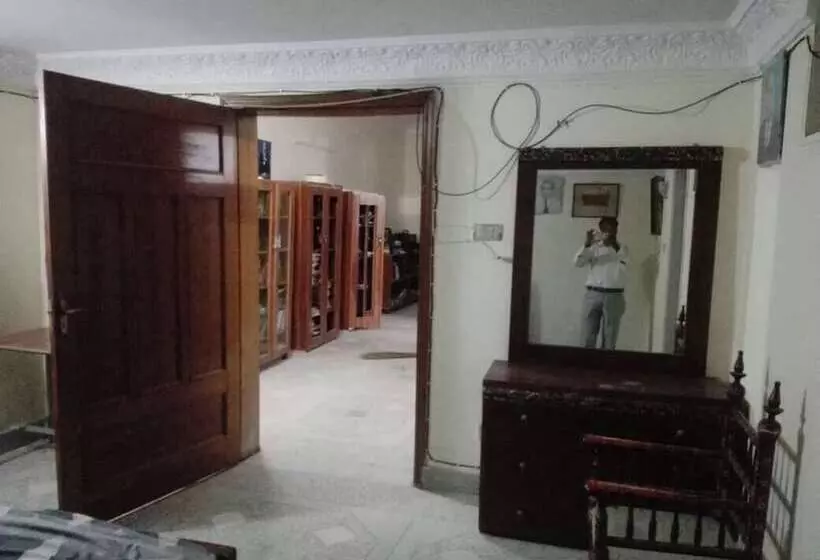 هتل Ashhubz Lodges