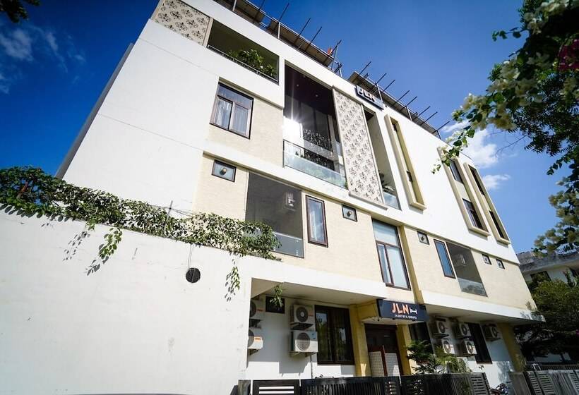 Отель Athiti Inn