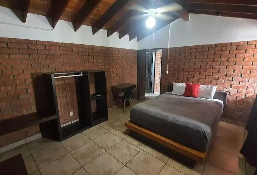 Hotelli Baja Surf Ensenada