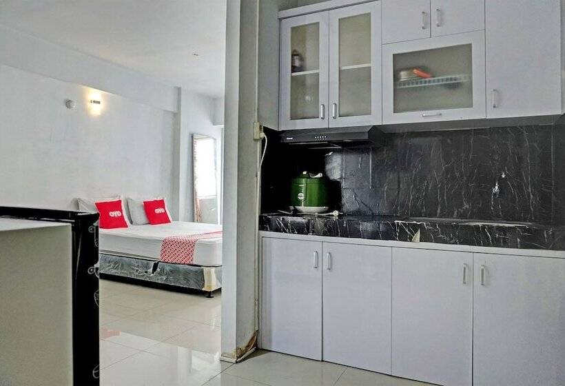 Hotel Collection O 92959 Apartement Sentraland Karawang By At Room