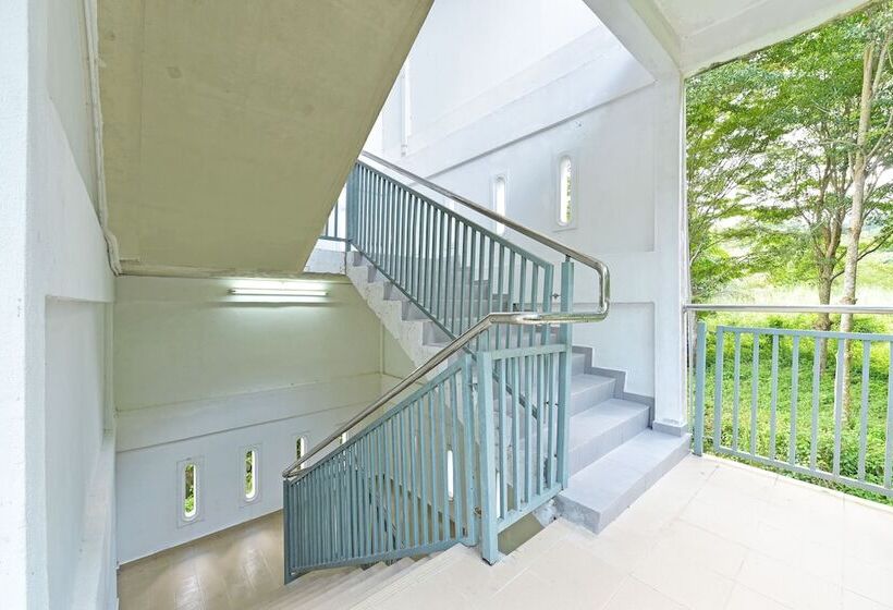 Hotel Eleven Inn By Oyo