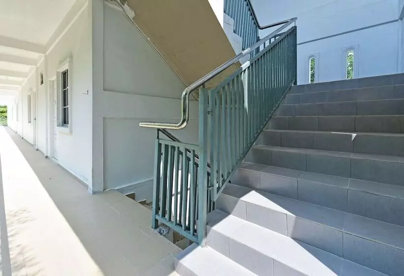 Hotelli Eleven Inn By Oyo