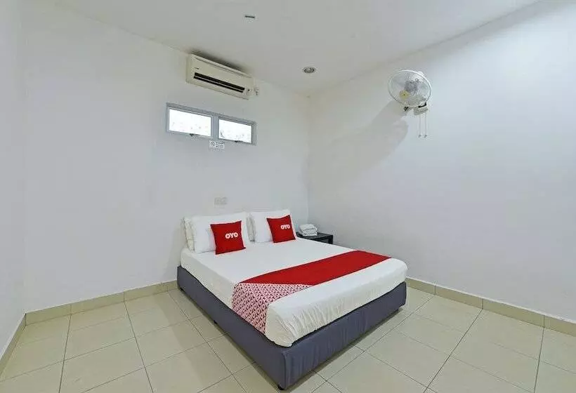 Hotelli Eleven Inn By Oyo