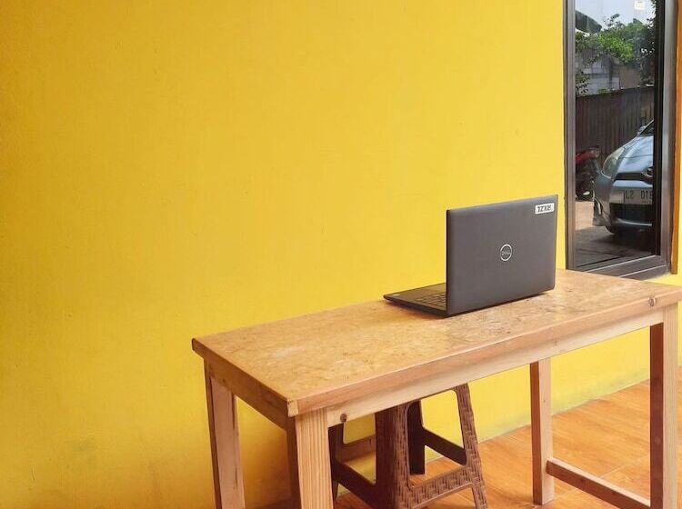 Hotel Kost Dison By Oyo