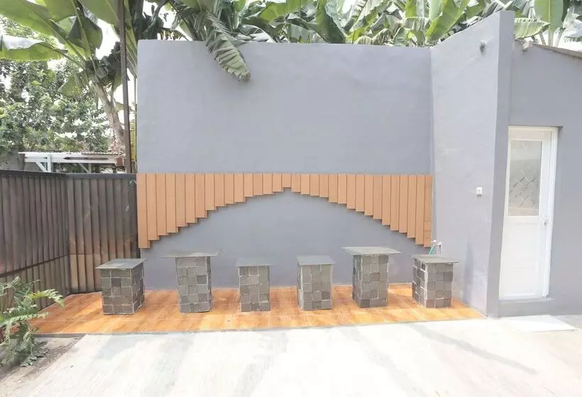 Hotelli Kost Dison By Oyo