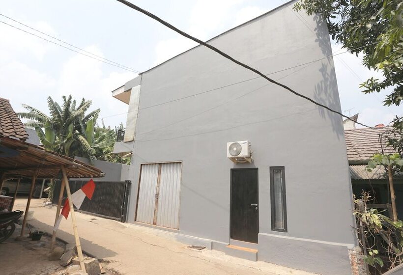 Hotel Kost Dison By Oyo