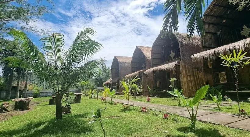 ホテル Mahkota Atia Bungallow