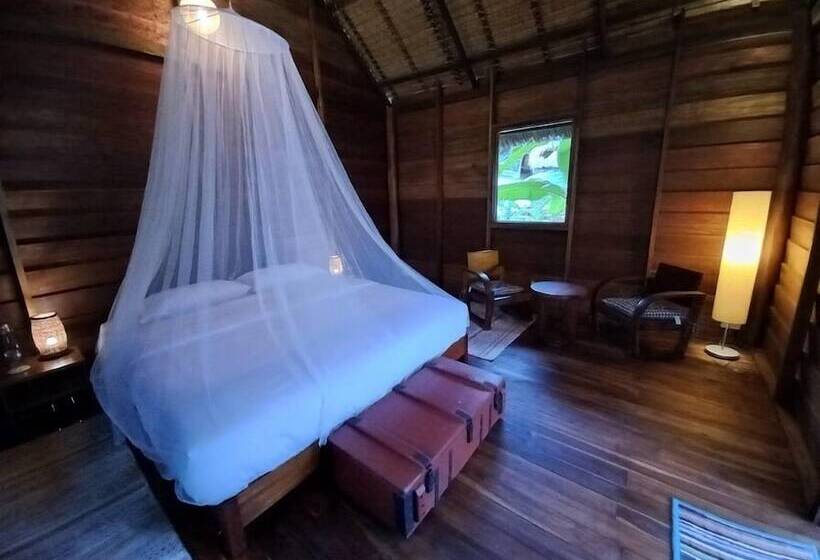 ホテル Naga Lodge