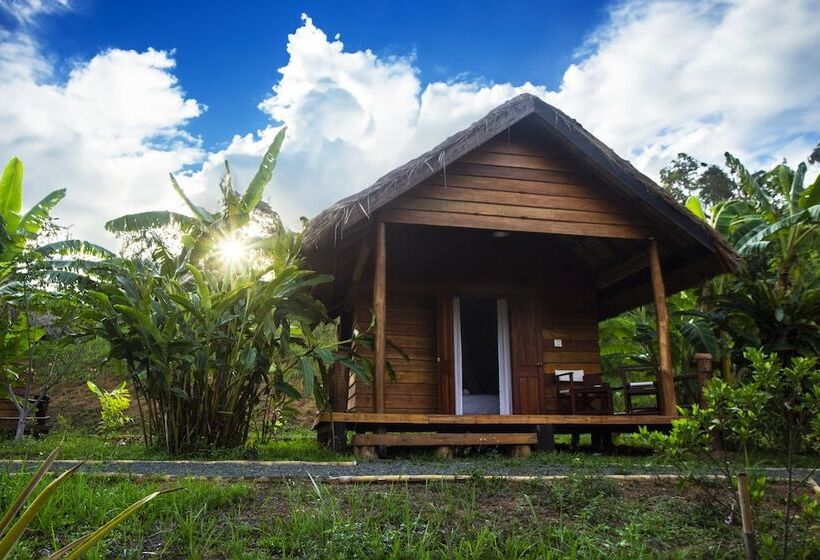 ホテル Naga Lodge