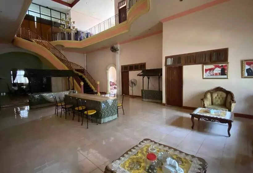 Hotelli Savira By Oyo