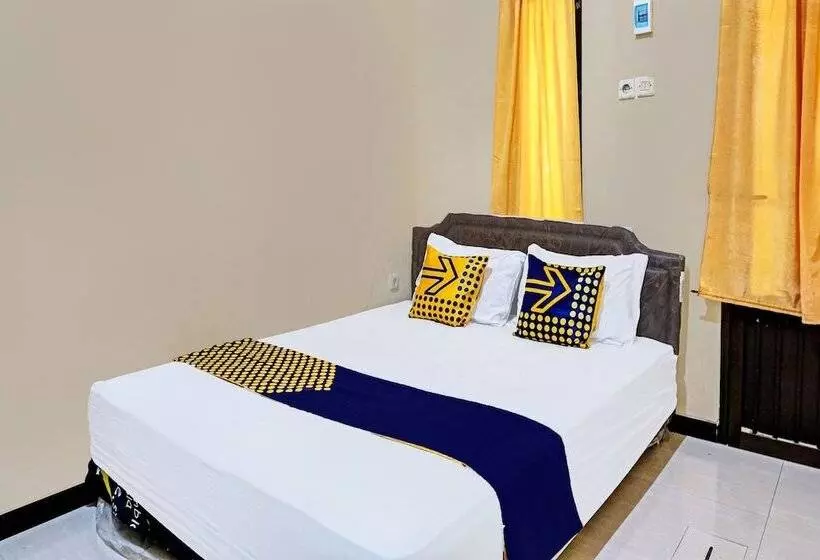ホテル Spot On 92353 Purnama Syariah Guest House