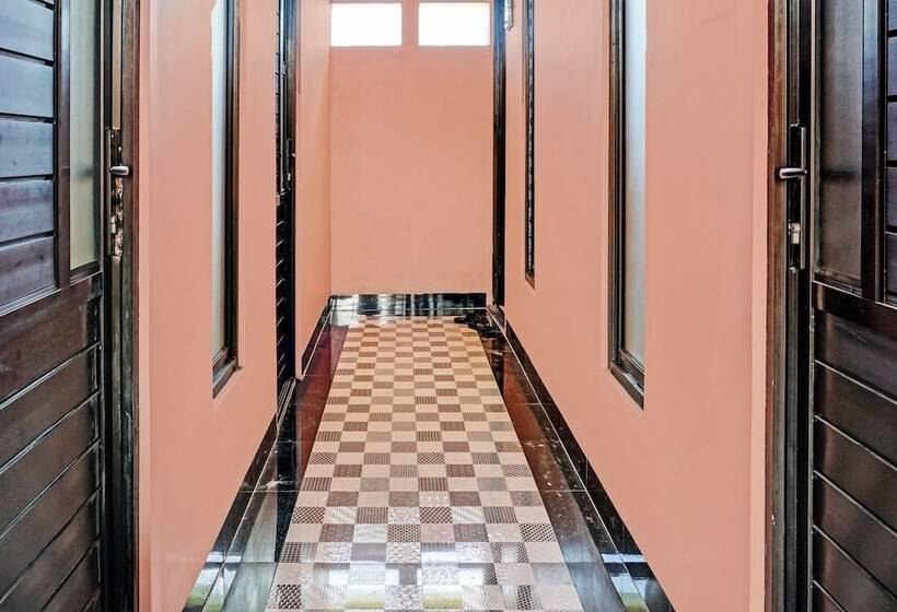 בית מלון כפרי Spot On 92353 Purnama Syariah Guest House