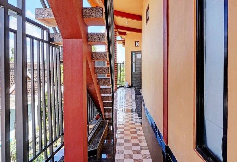 בית מלון כפרי Spot On 92353 Purnama Syariah Guest House