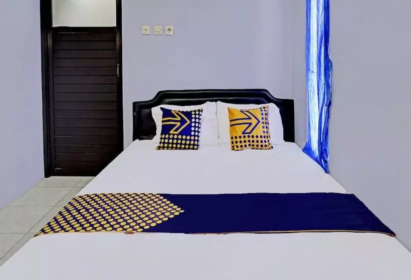 ホテル Spot On 92353 Purnama Syariah Guest House