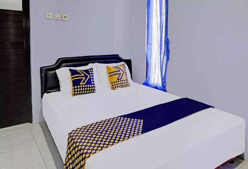 ホテル Spot On 92353 Purnama Syariah Guest House