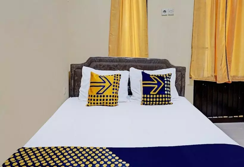 ホテル Spot On 92353 Purnama Syariah Guest House