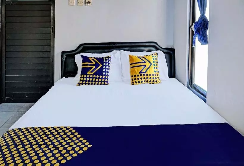 ホテル Spot On 92353 Purnama Syariah Guest House