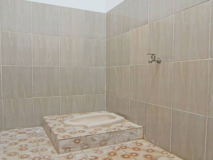 هتل Spot On 92498 Fanni Homestay